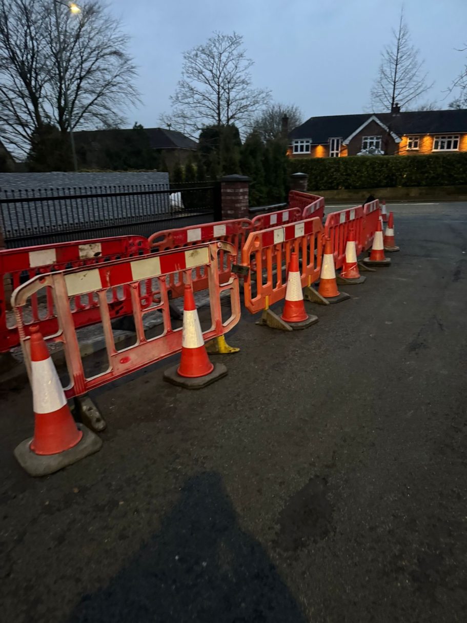 Set up barriers & Pedestrian Route